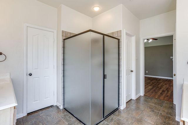 550 Sandlin Lane, Springtown, TX 76082