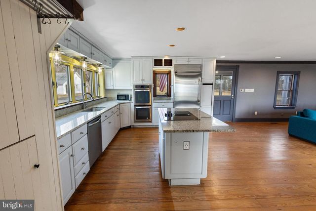 301 JOHN KALLIS LN, Stevensville, MD 21666