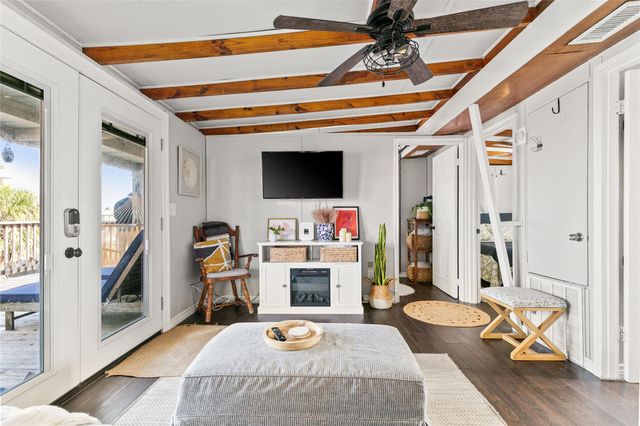 311 Olive Street, Surfside Beach, TX 77541