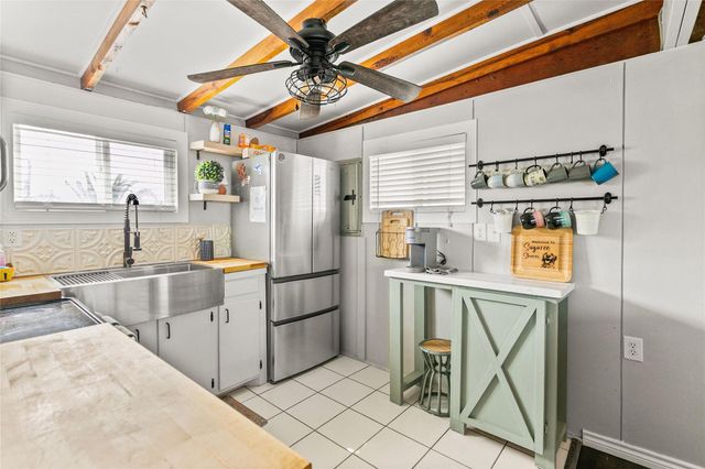 311 Olive Street, Surfside Beach, TX 77541