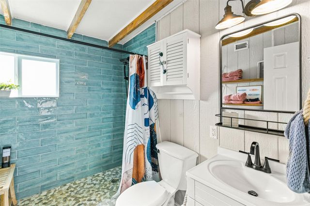 311 Olive Street, Surfside Beach, TX 77541