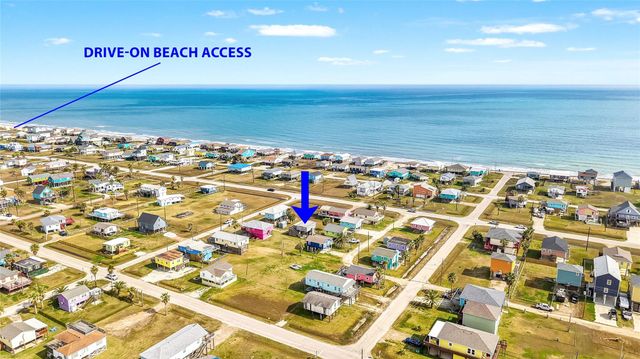 311 Olive Street, Surfside Beach, TX 77541