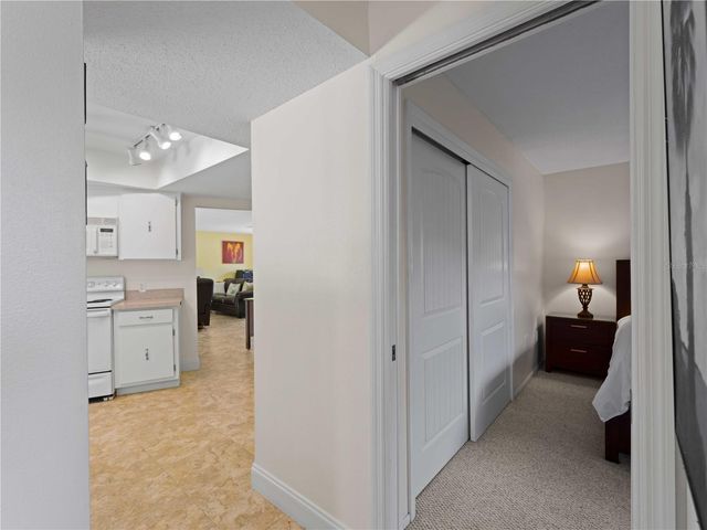 424 BAYCREST DRIVE, Venice, FL 34285