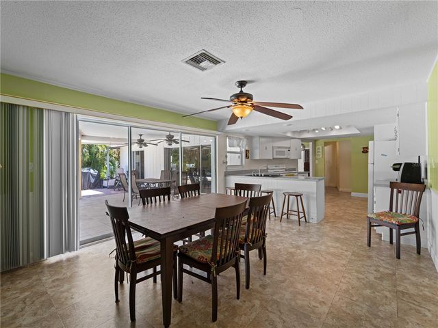424 BAYCREST DRIVE, Venice, FL 34285