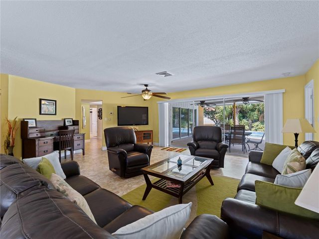 424 BAYCREST DRIVE, Venice, FL 34285