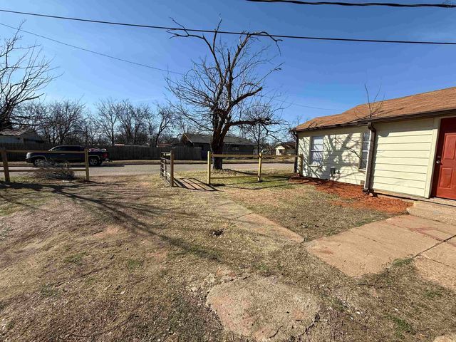 2715 PENNSYLVANIA ROAD, Wichita Falls, TX 76309