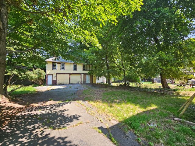 62 Clinton Avenue, Monticello, NY 12701