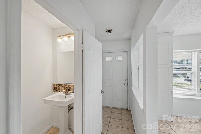 9626 Vinca Circle D, Charlotte, NC 28213