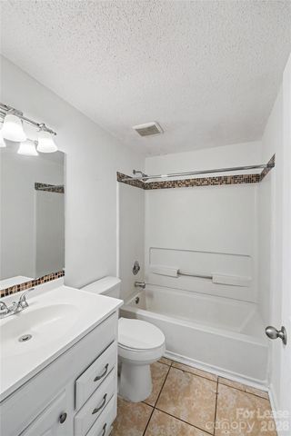 9626 Vinca Circle D, Charlotte, NC 28213