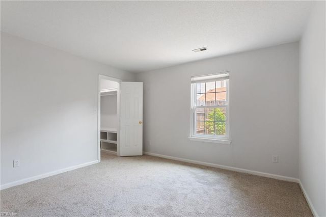 209 Quarter Trl Apt B, Newport News, VA 23608