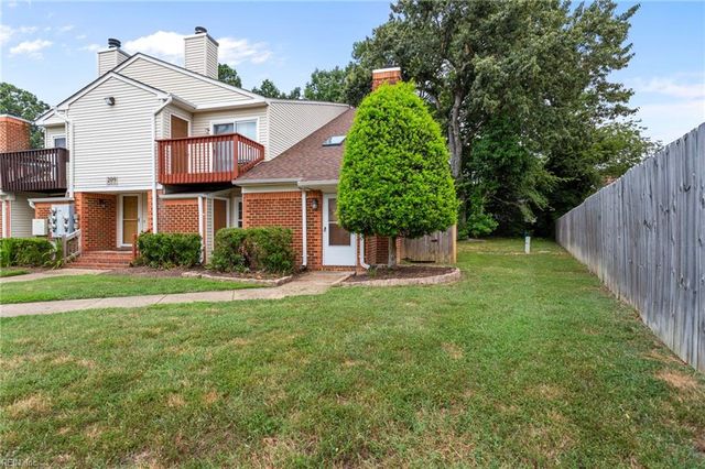 209 Quarter Trl Apt B, Newport News, VA 23608