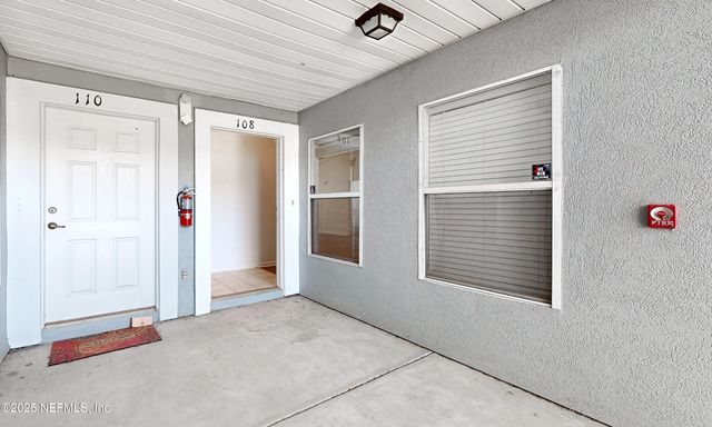 7060 DEER LODGE Circle 108, Jacksonville, FL 32256