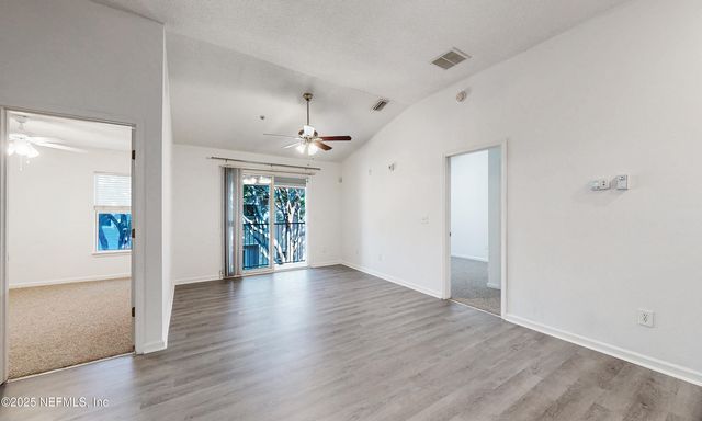 7060 DEER LODGE Circle 108, Jacksonville, FL 32256