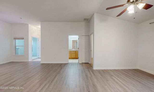 7060 DEER LODGE Circle 108, Jacksonville, FL 32256