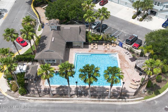 7060 DEER LODGE Circle 108, Jacksonville, FL 32256