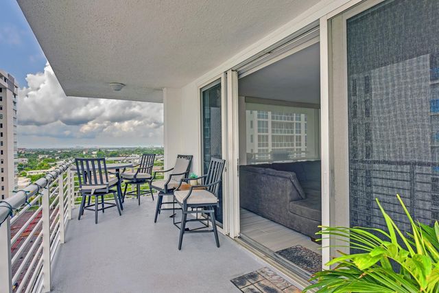 812 Briny Avenue 10C, Pompano Beach, FL 33062