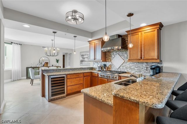 265 Indies WAY 1402, Naples, FL 34110