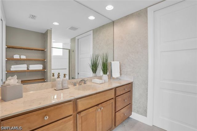 265 Indies WAY 1402, Naples, FL 34110