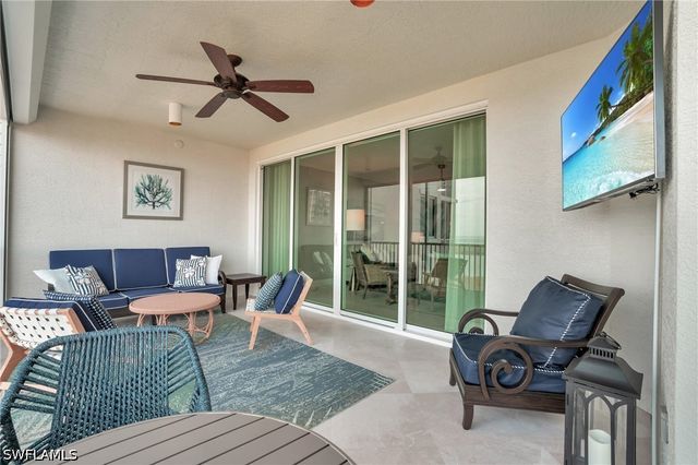 265 Indies WAY 1402, Naples, FL 34110