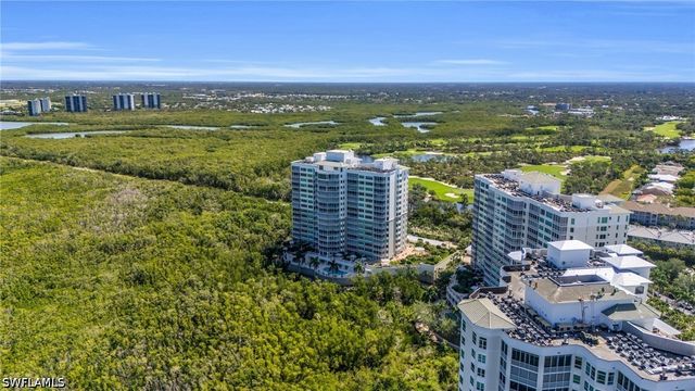 265 Indies WAY 1402, Naples, FL 34110