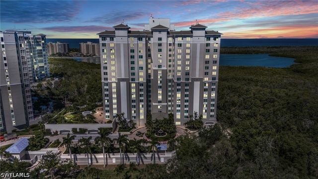 265 Indies WAY 1402, Naples, FL 34110