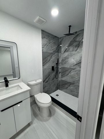 405 N E Street, Lake Worth, FL 33460
