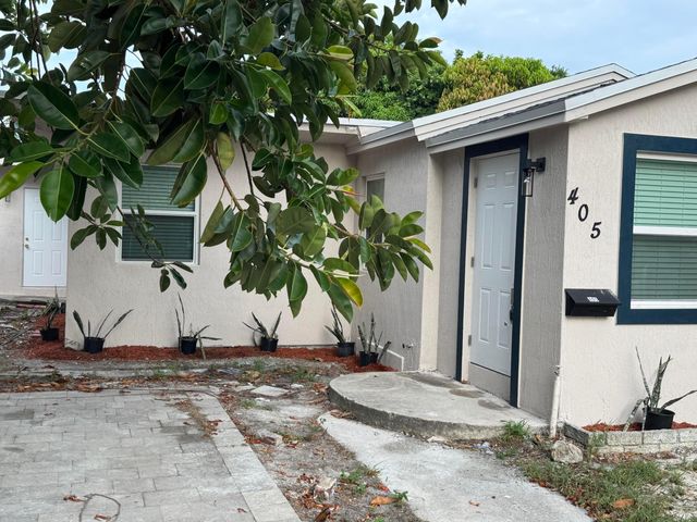 405 N E Street, Lake Worth, FL 33460
