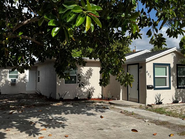 405 N E Street, Lake Worth, FL 33460