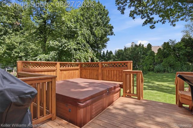 1479 Chanticlair Circle, Wixom, MI 48393