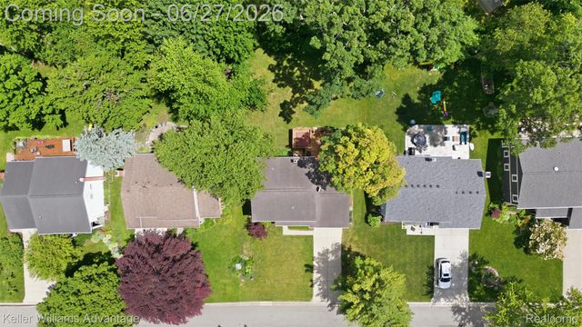 1479 Chanticlair Circle, Wixom, MI 48393