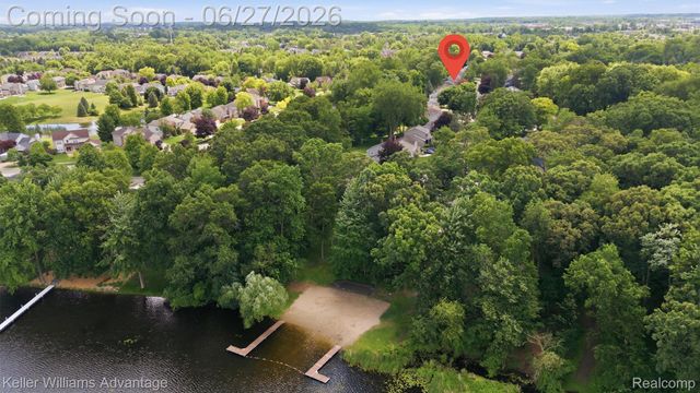 1479 Chanticlair Circle, Wixom, MI 48393