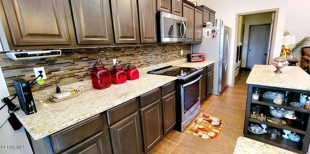 13212 Emerald Hills St. Street, Horizon City, TX 79928