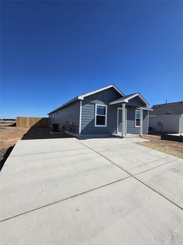 2304 Blizzard DR, Lockhart, TX 78644