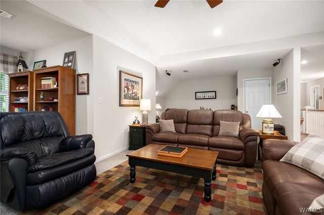 1221 Crown Pointe Blvd, Tuscaloosa, AL 35406