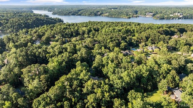 1221 Crown Pointe Blvd, Tuscaloosa, AL 35406