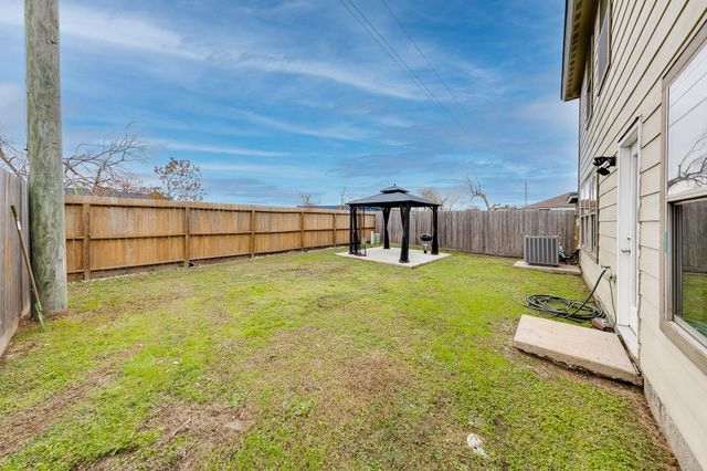 18114 Shallow Leaf Lane, Cypress, TX 77433