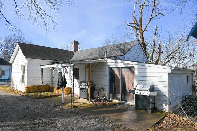 132 Virginia Avenue, Paris, KY 40361