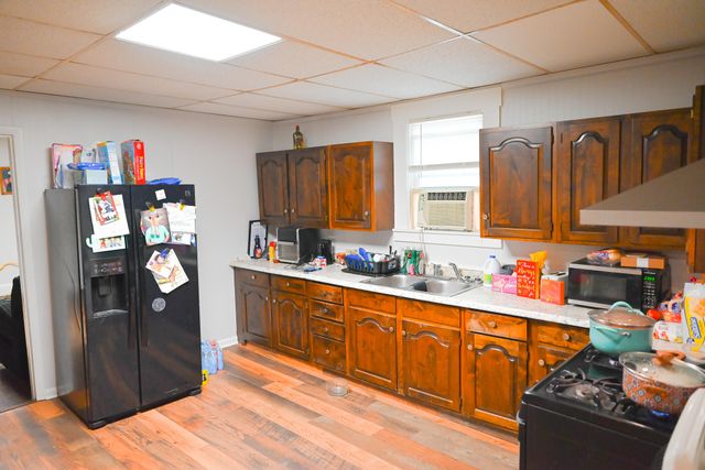 132 Virginia Avenue, Paris, KY 40361