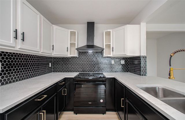 15448 Chipman Lane 5448, Houston, TX 77060