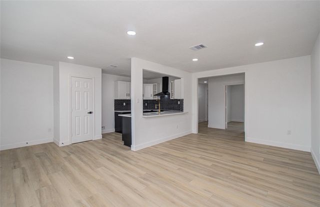 15448 Chipman Lane 5448, Houston, TX 77060