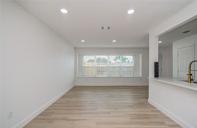 15448 Chipman Lane 5448, Houston, TX 77060