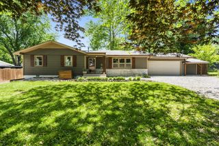 3430 South Elmview Avenue, Springfield, MO 65804
