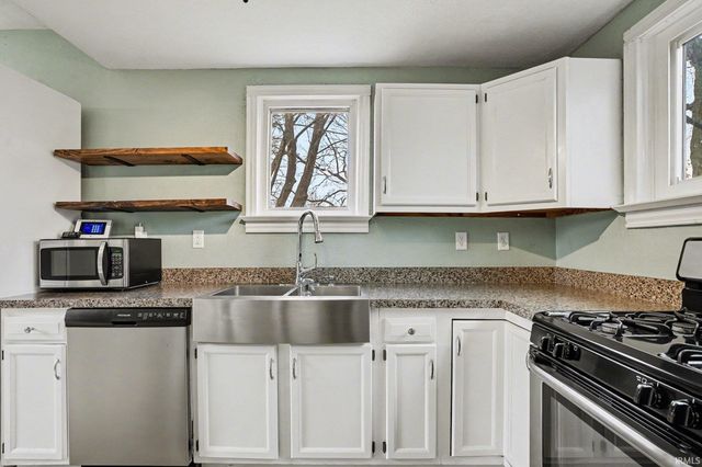 319 Massachusetts Avenue, Elkhart, IN 46514