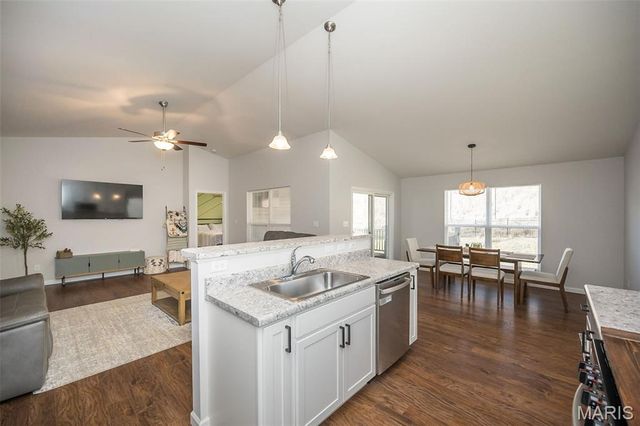 17457 Wyman Ridge Drive, Eureka, MO 63025