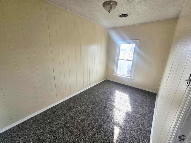 3312 E 16th Street, Muncie, IN 47302