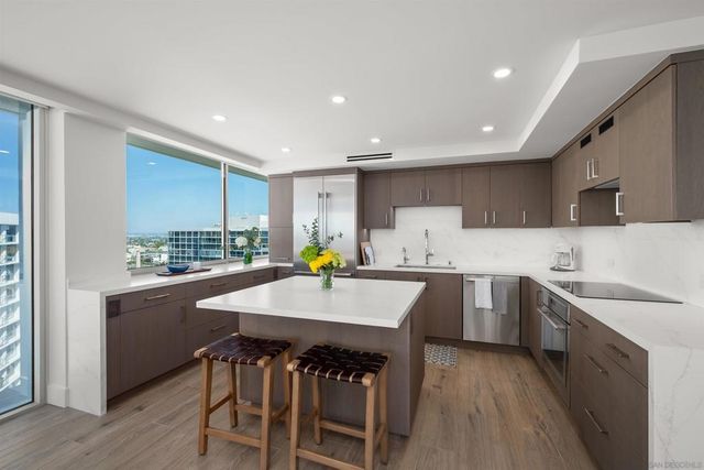 1730 Avenida Del Mundo 1608, Coronado, CA 92118