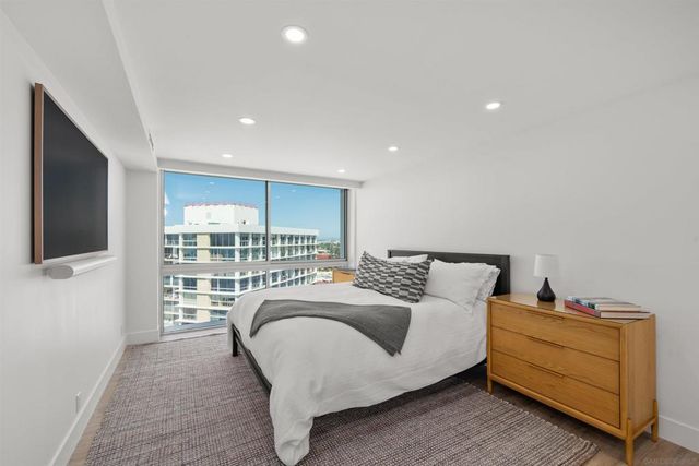 1730 Avenida Del Mundo 1608, Coronado, CA 92118