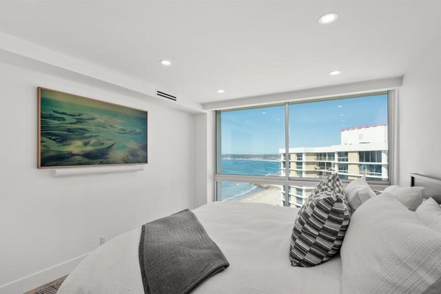 1730 Avenida Del Mundo 1608, Coronado, CA 92118