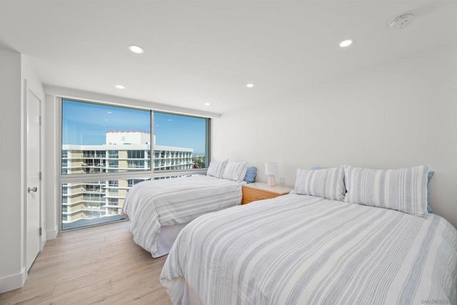 1730 Avenida Del Mundo 1608, Coronado, CA 92118