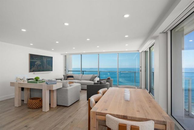 1730 Avenida Del Mundo 1608, Coronado, CA 92118